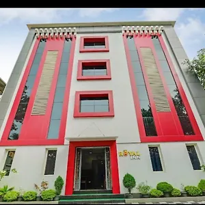 2* Hotel Royal