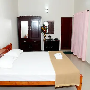 2* Inn Greenfield